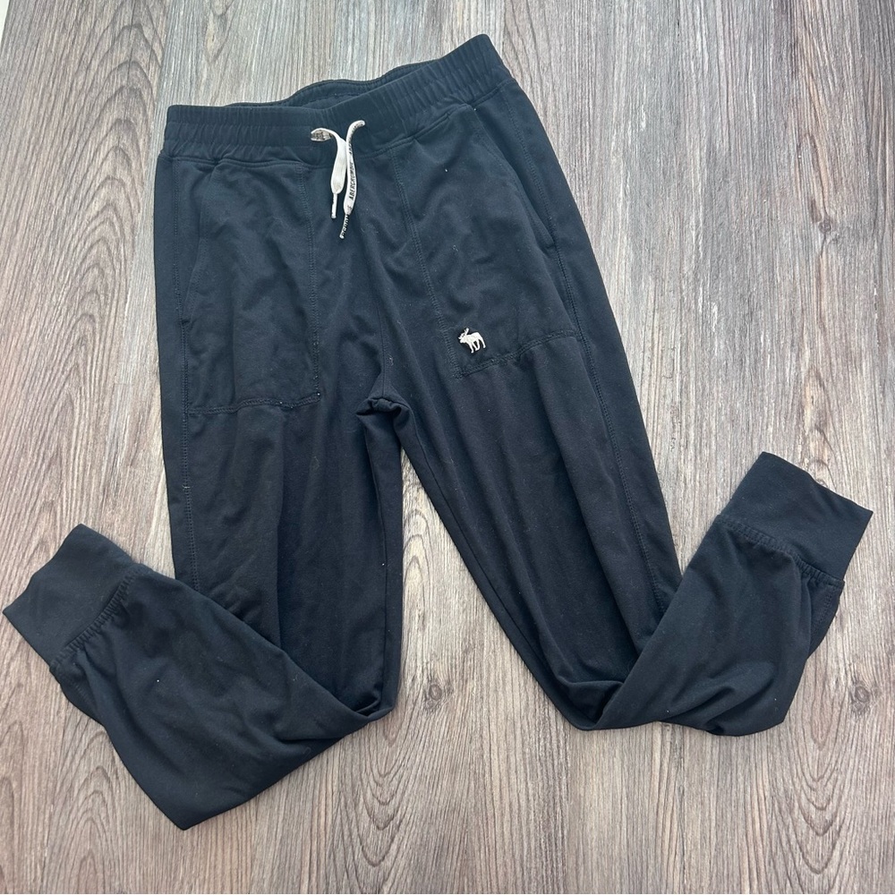 Abercrombie Kids Boys Joggers
Size 9-10
